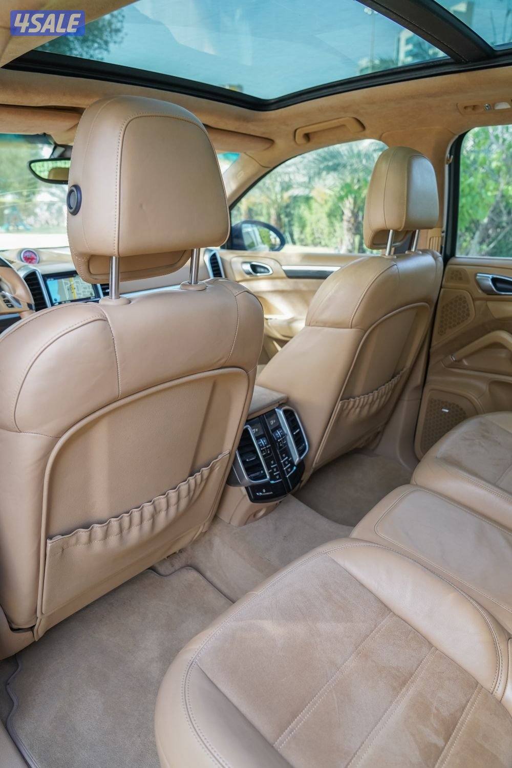Porsche Cayenne GTS/201414