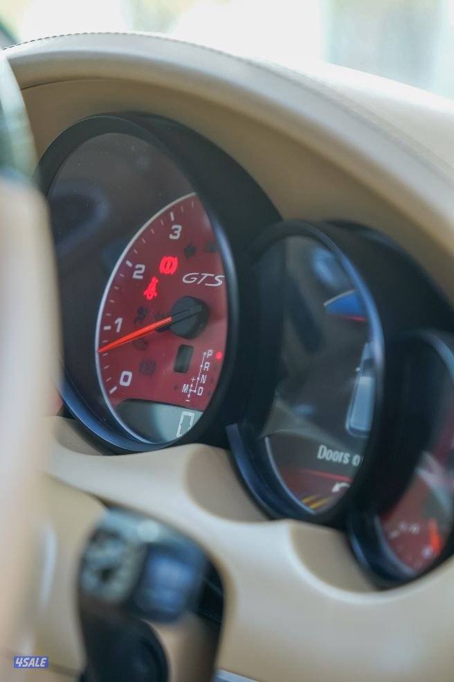Porsche Cayenne GTS/20148