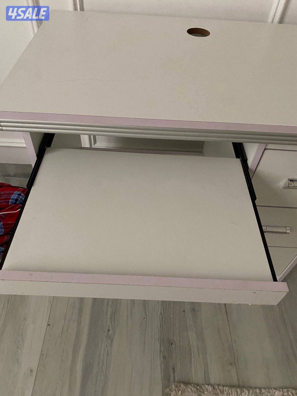 طاوله مكتب5