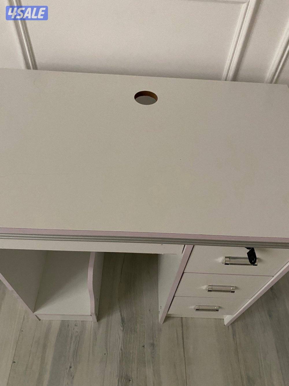 طاوله مكتب6