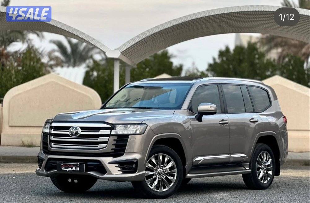 معرض القمة🚩4