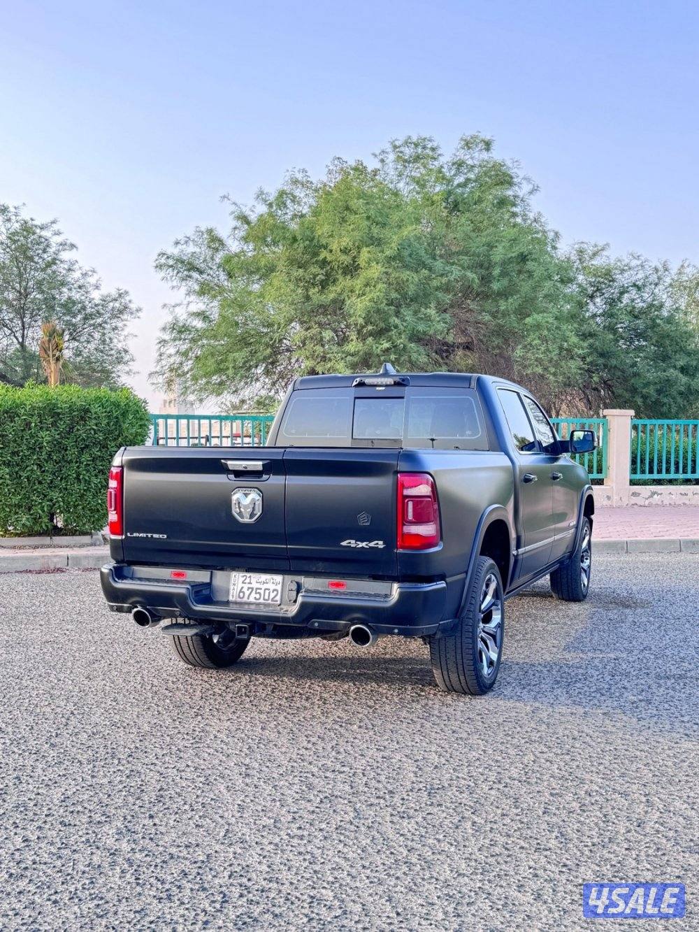 للبيع دودج رام LIMITED موديل 22 عداد 87 تحت الكفالة الملا وبهبهاني3