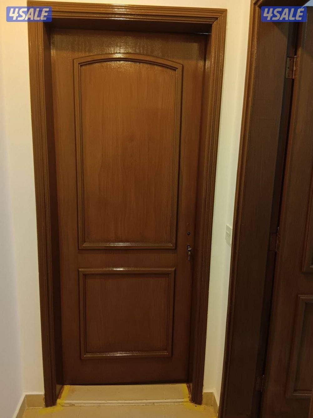 پاکستانی نجار صباغ باب ریسی کبتات فق وتركيب صیانہ غير لون معلم خالد8