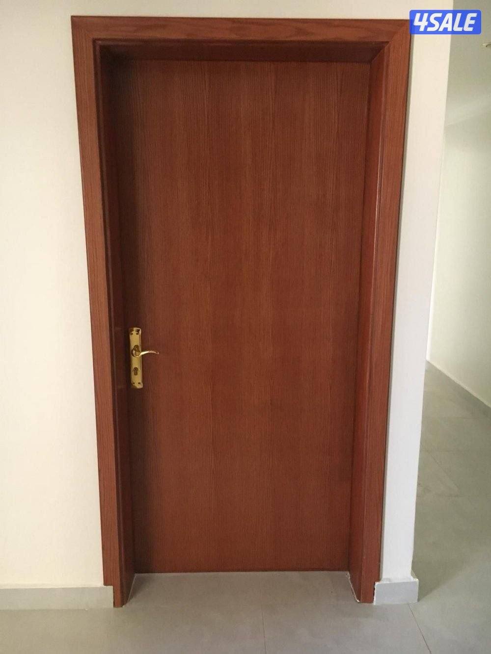 پاکستانی نجار صباغ باب ریسی کبتات فق وتركيب صیانہ غير لون معلم خالد11