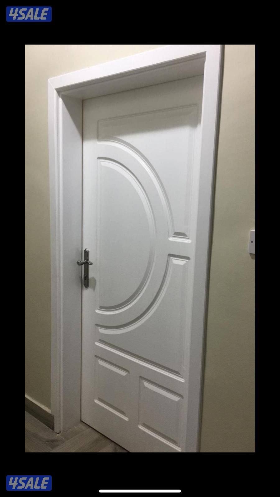 پاکستانی نجار صباغ باب ریسی کبتات فق وتركيب صیانہ غير لون معلم خالد12