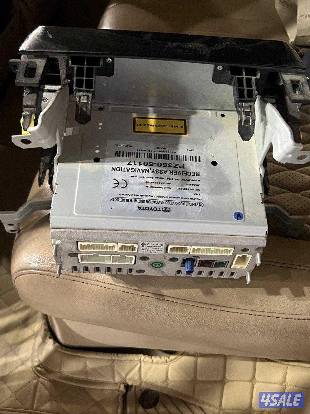 للبيع شاشة لاند 2017 اصليه الوكاله1