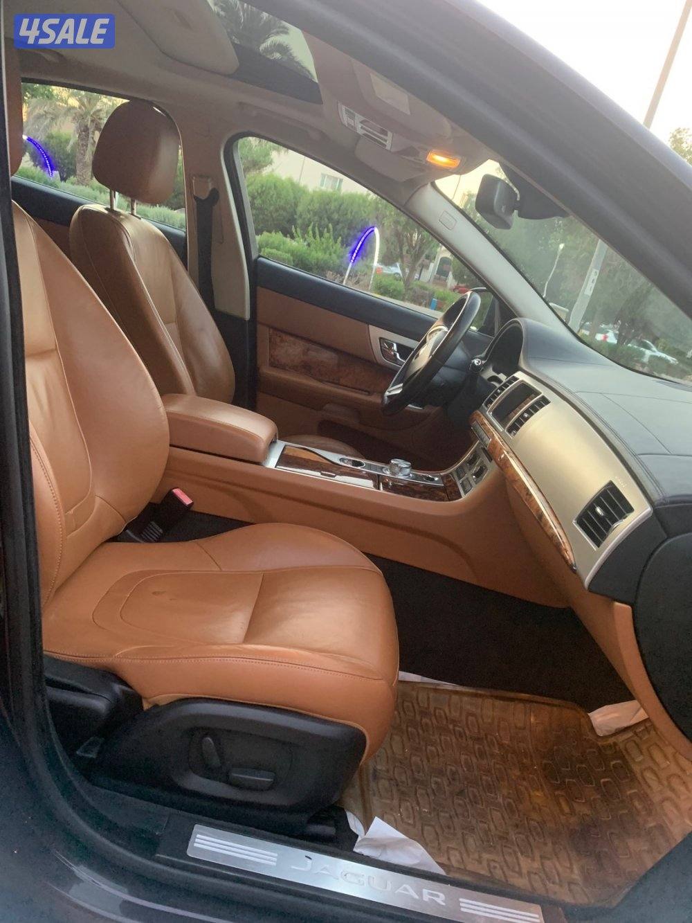 للبيع جاكور XF موديل ٢٠١٥ وارد الوكاله ماشي ١١٠ فقط9