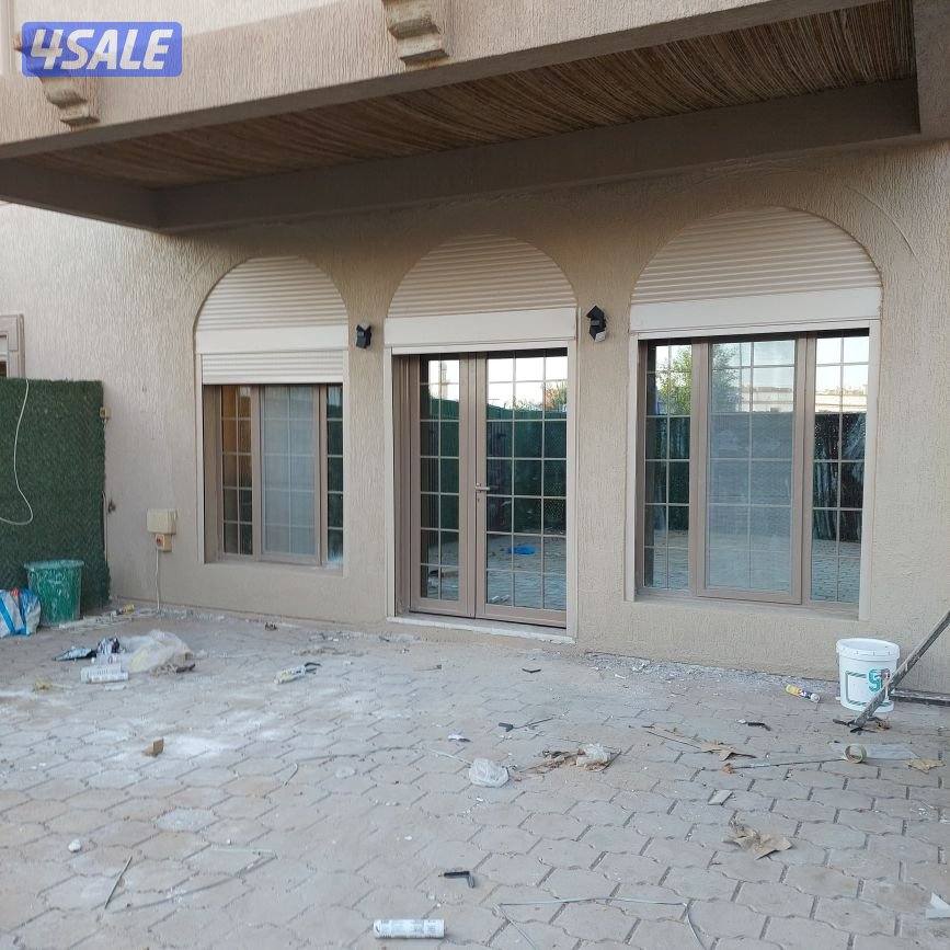 all Rulling shutter. aluminium Door windows kitchen glass work1