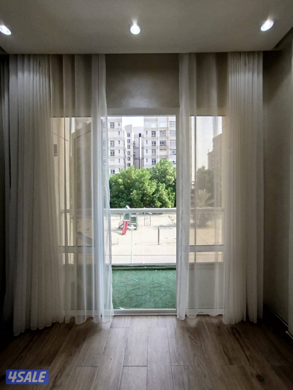 شقة تجاري للايجار تصلح صالون او اتيلية سيدات بالجابرية ق 3A8