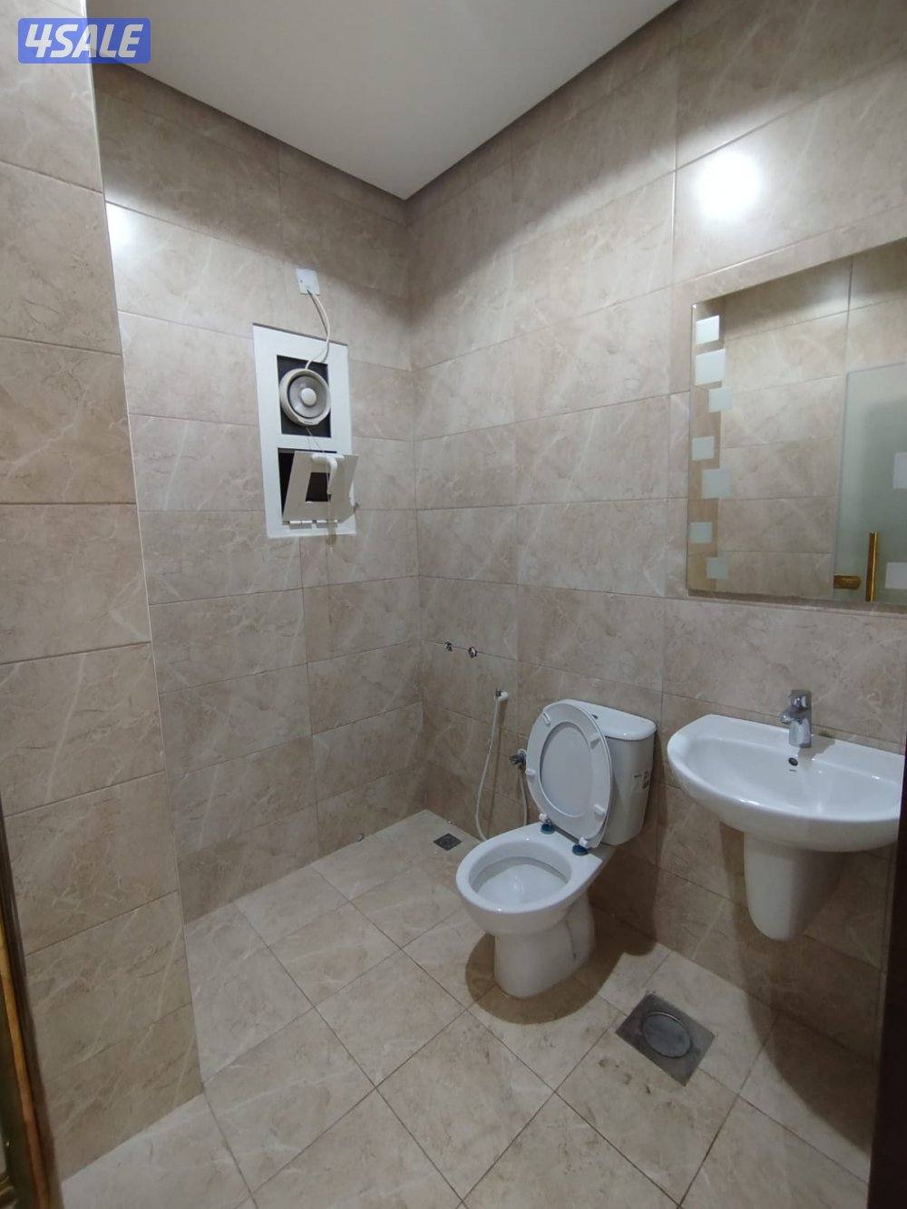 شقة تجاري للايجار تصلح صالون او اتيلية سيدات بالجابرية ق 3A15