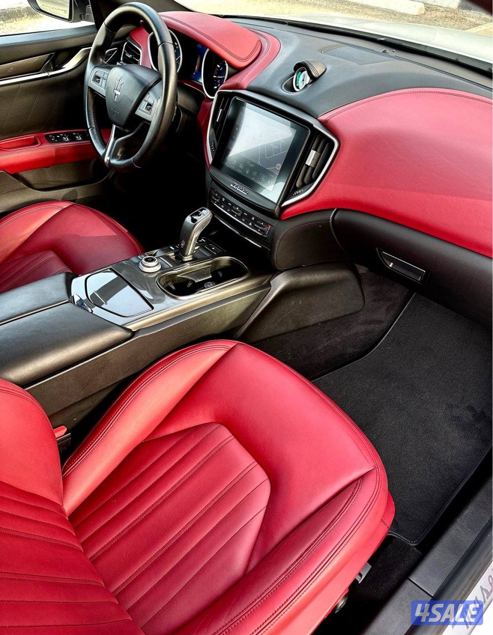 مازيراتي جيبلي 2019 عداد 94  الف سيرفس متظم  المالك الاول5