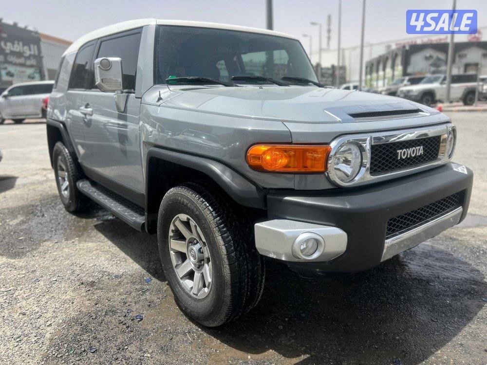 تويوتا FJ cruiser1