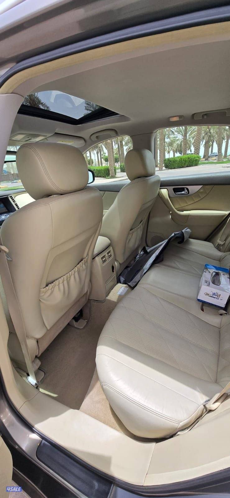 بحالة نادرة وقمة في النظافة كامل المواصفات10