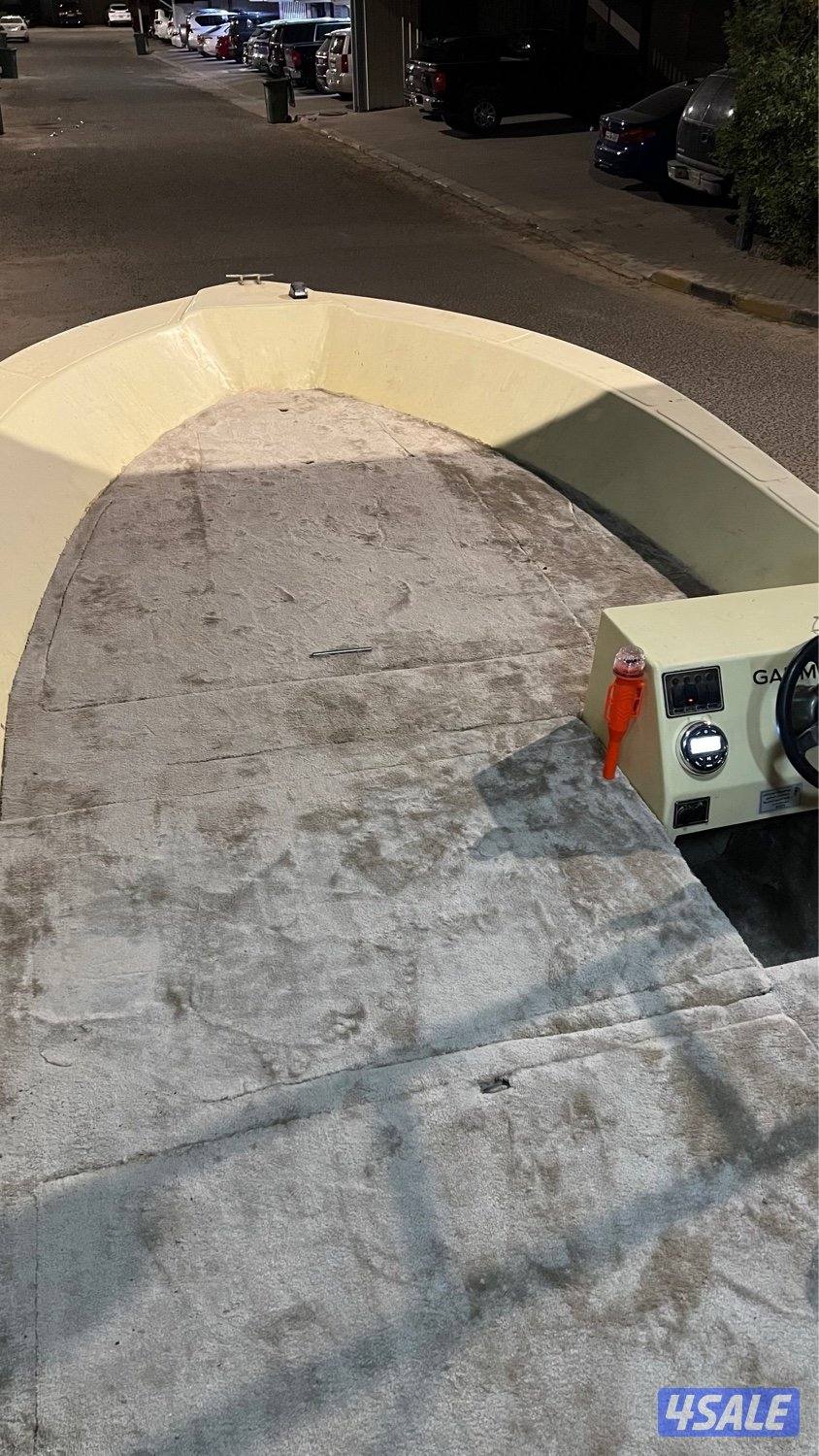 للـبيع طـراد الجريوي 21 قـدم / الي يدور النظافه والاستخدام7