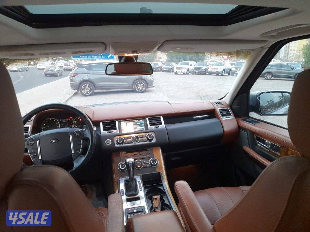 السالمية رنج روفر سبورت HSE موديل 2012 V810