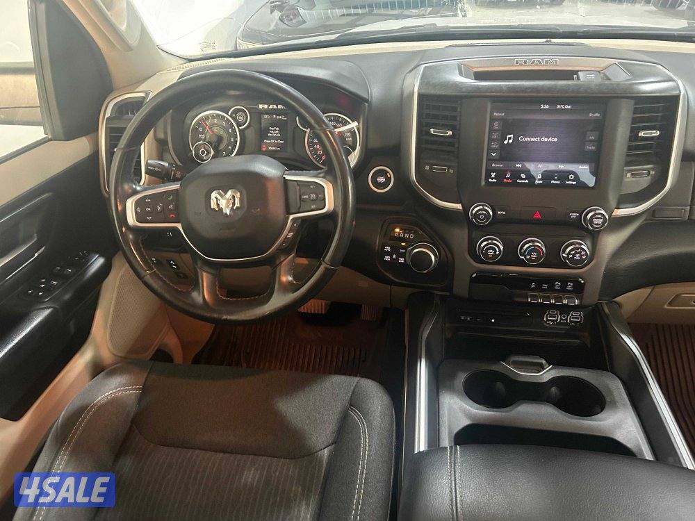 RAM 1500 Big Horn Crew Cab7