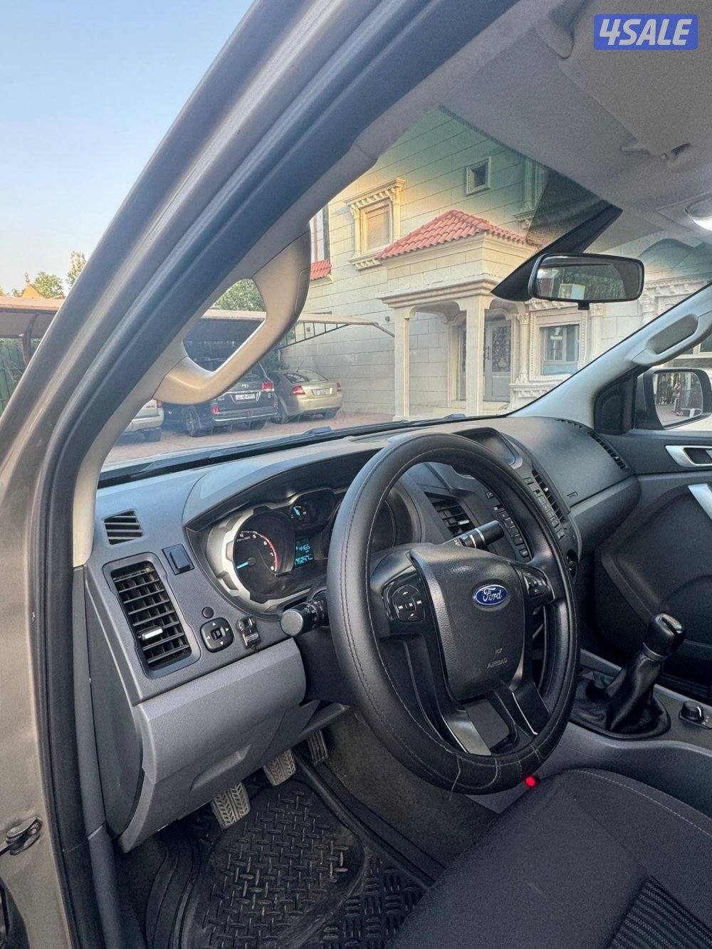 للبيع فورد رانجلر قير عادي3