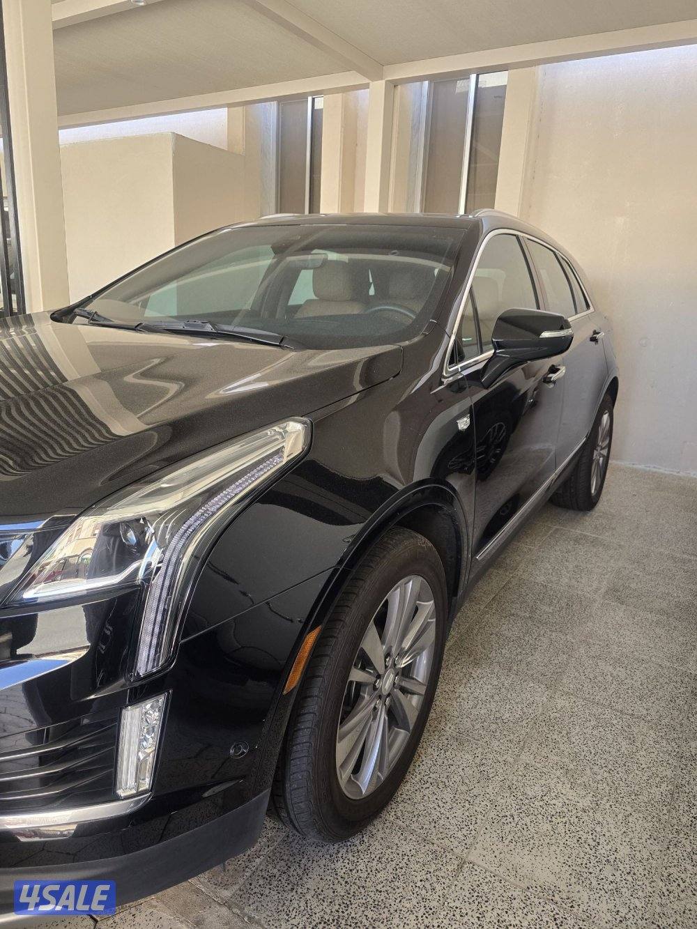 كاديلاك XT5 موديل ٢٠٢٣ كالجديده عداد ٣٠٠٠ كيلو0