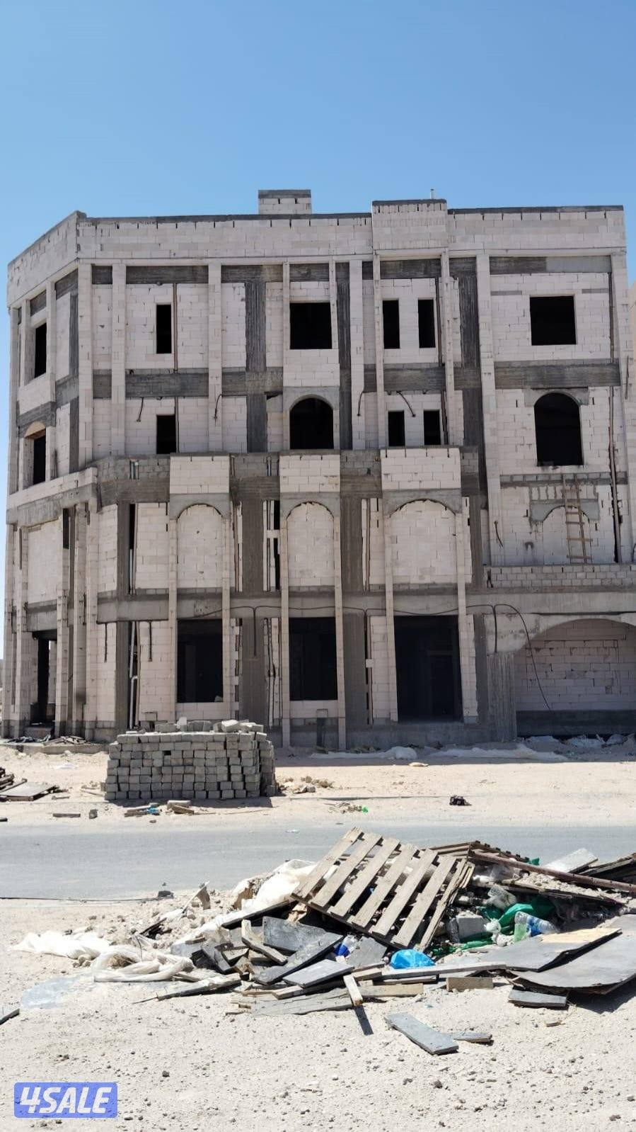 ابوناصر تشطيبات عامه مساح سرميك عازل الأسطح بكل انوعه هدم وبناء10