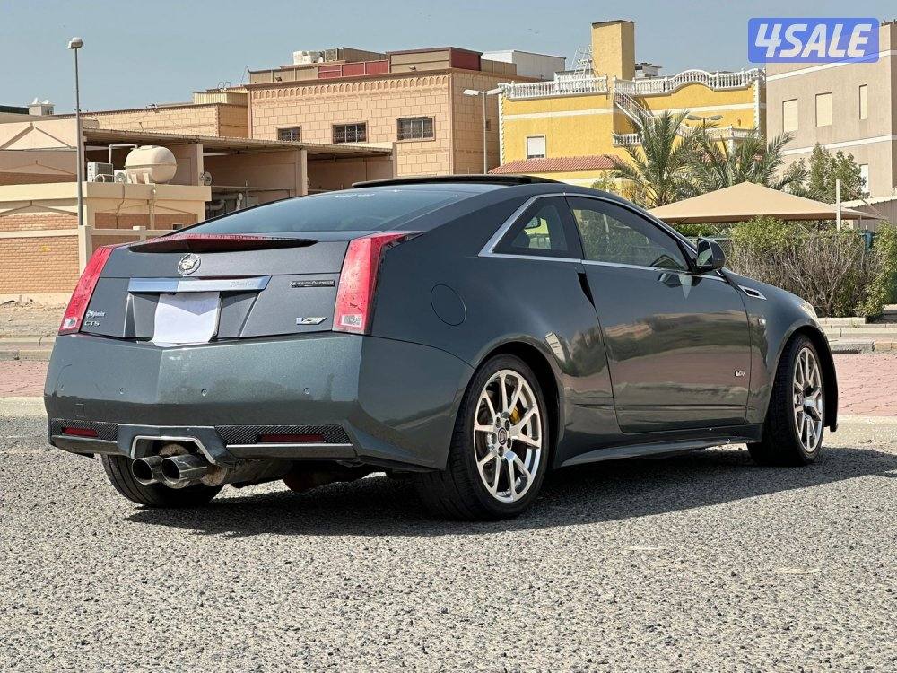 كاديلاك CTS V موديل 2012 ماشي 155 الف6