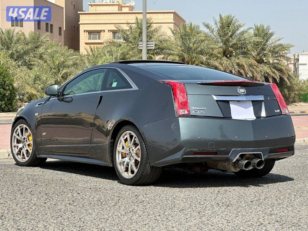 كاديلاك CTS V موديل 2012 ماشي 155 الف5