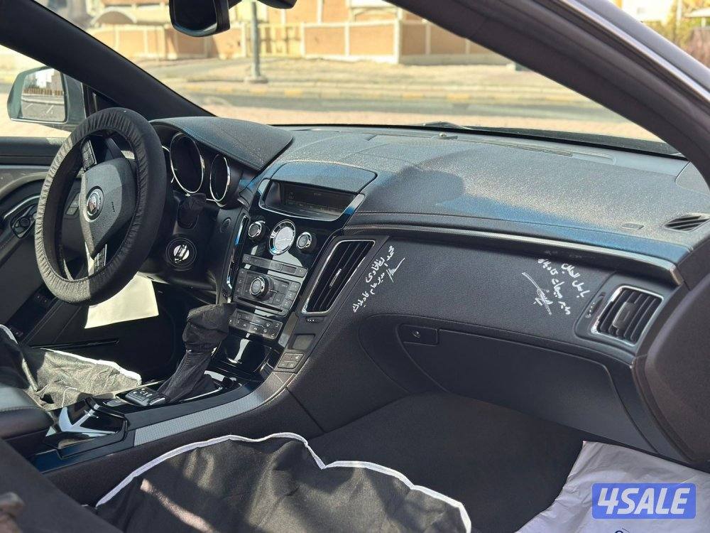 كاديلاك CTS V موديل 2012 ماشي 155 الف11