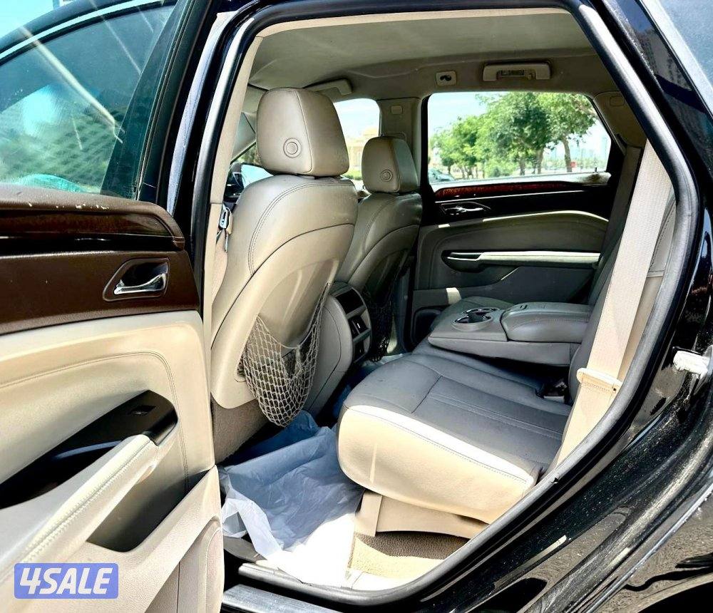 كاديلاك SRX413