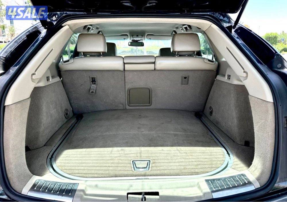 كاديلاك SRX412