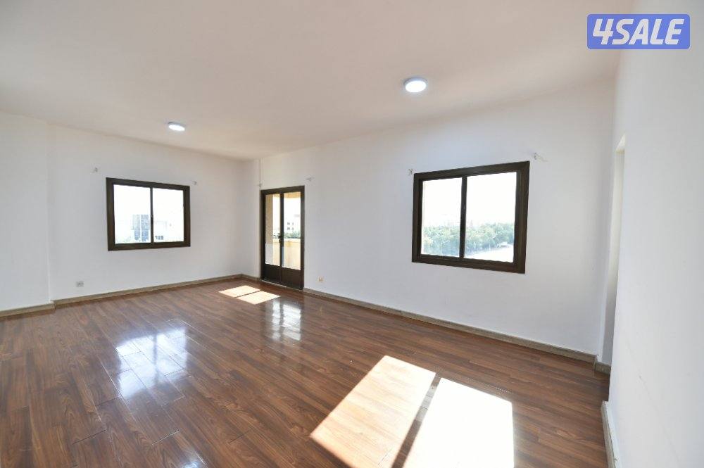 شقه سكنية للإيجار في صباح السالم على الشارع الرئيسي - مخصصة للعائلات2