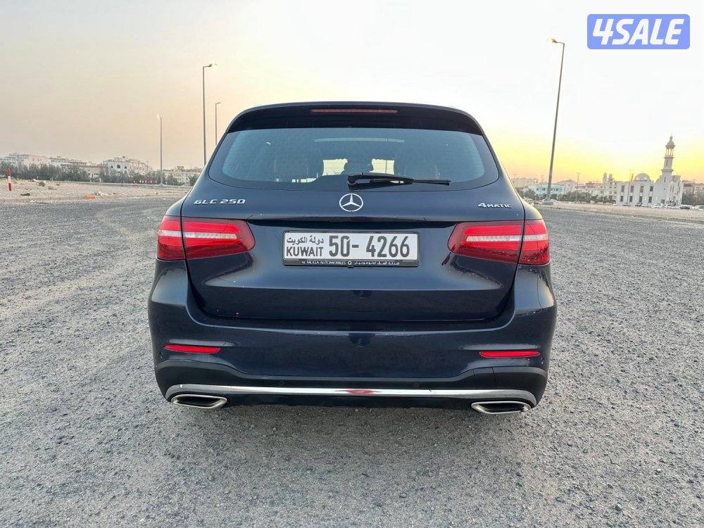 مرسيدس GLC 250 موديل ٢٠١٩ صبغ وكالة4