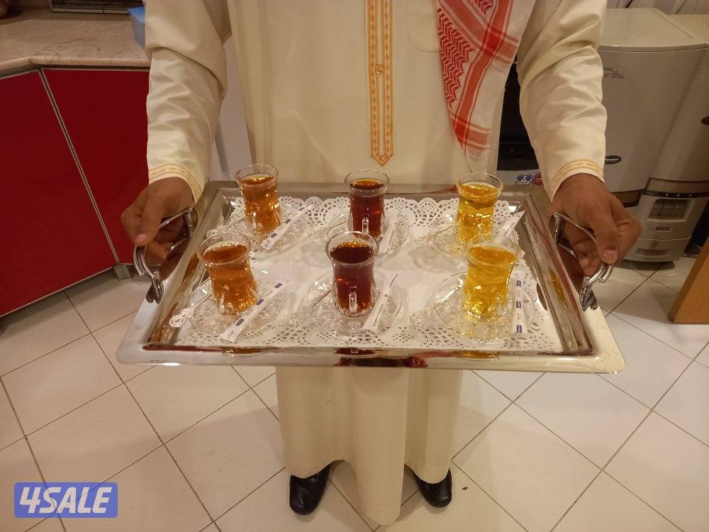 خدمة رجالى شاى وقهوة عربية خدمة إيقاف السيارات للحضور8