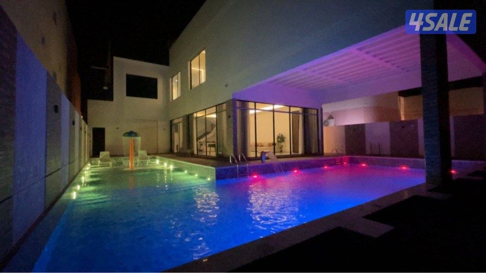 للايجار شاليه مميز صف ثاني المرحلة 21