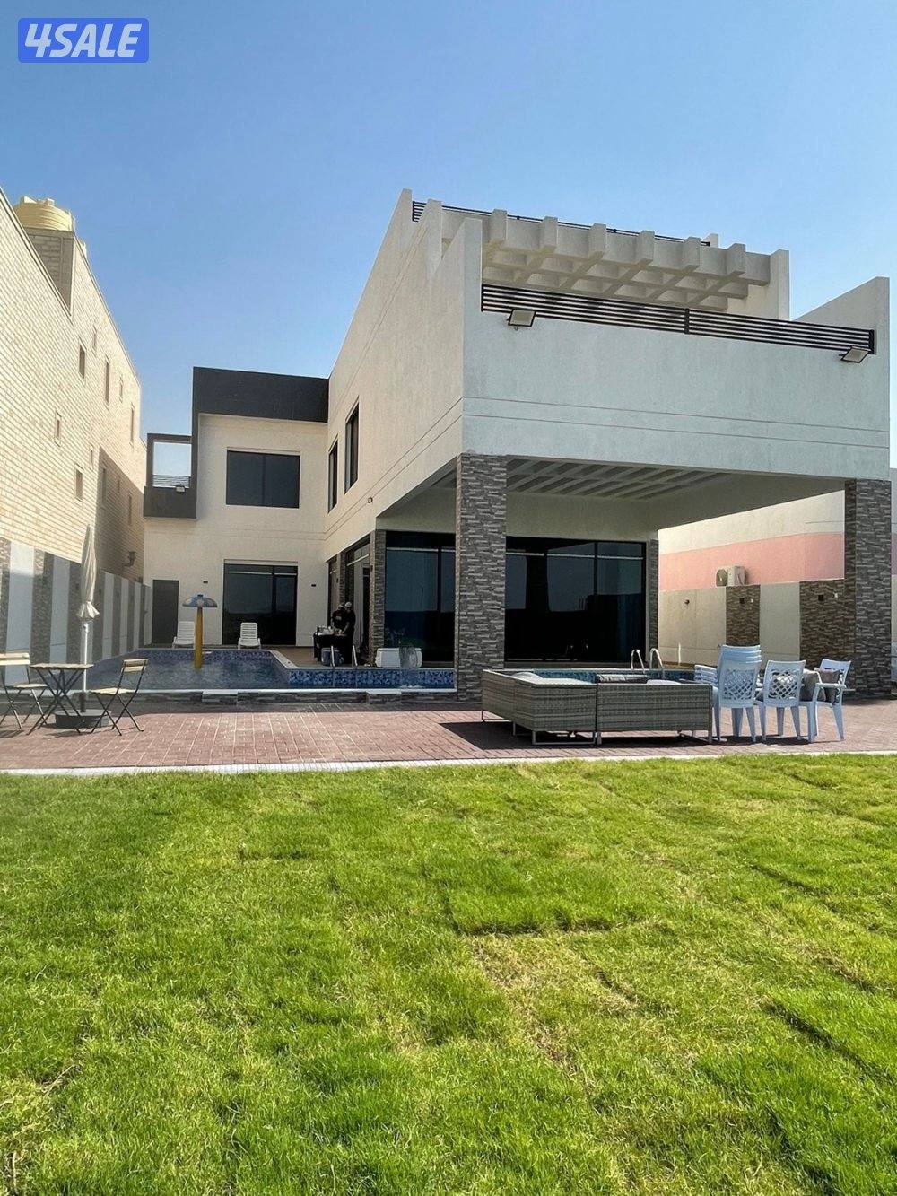 للايجار شاليه مميز صف ثاني المرحلة 23