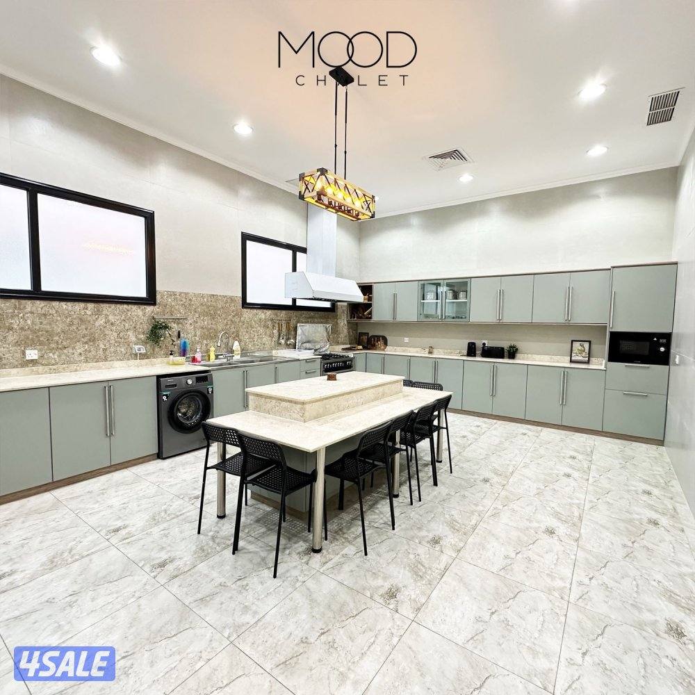 للايجار شاليه مميز صف ثاني المرحلة 211