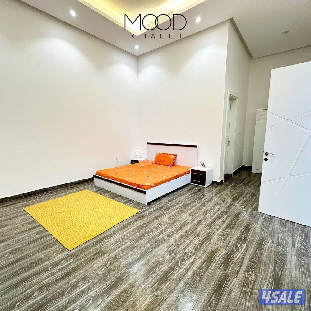 للايجار شاليه مميز صف ثاني المرحلة 213