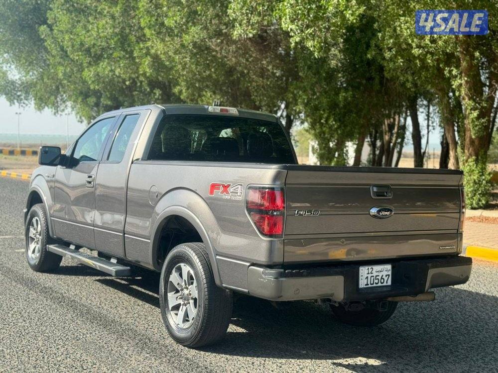 للبيع وانيت F150 دبل قير FX1