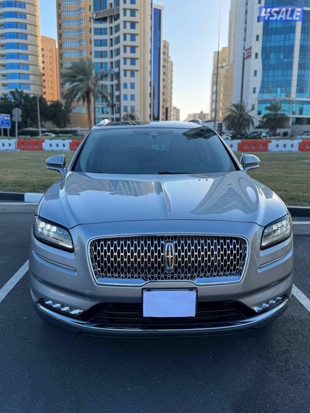 Lincolin Nautilus1