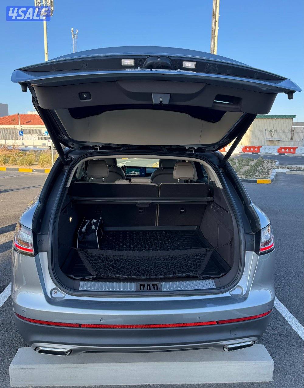 Lincolin Nautilus8