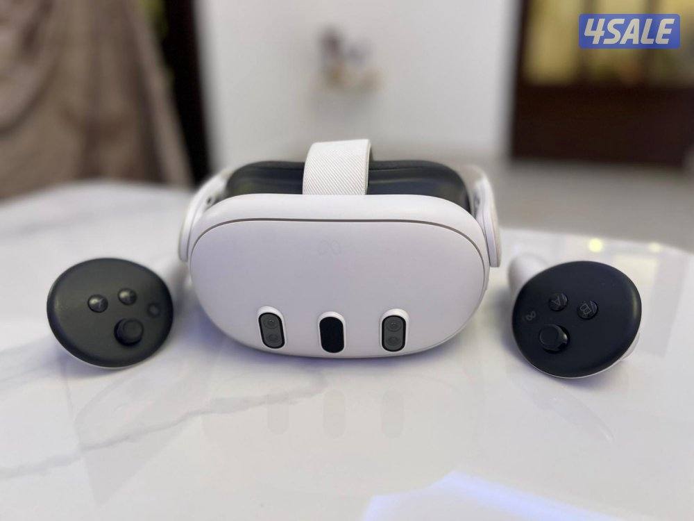 Vr Meta Quest 3 للبيع مع لعبه١٠٠0