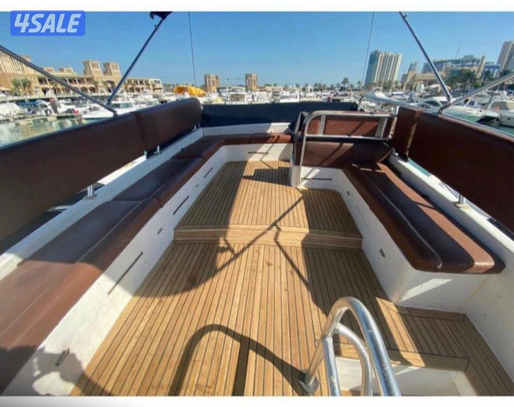 للبيع أو للبدل - يخت azimut دورين مجدد بالكامل 20223