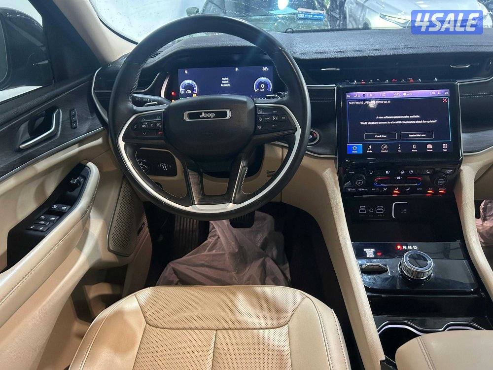 21/53066 Jeep Grand Cherokee L Ltd 4X47