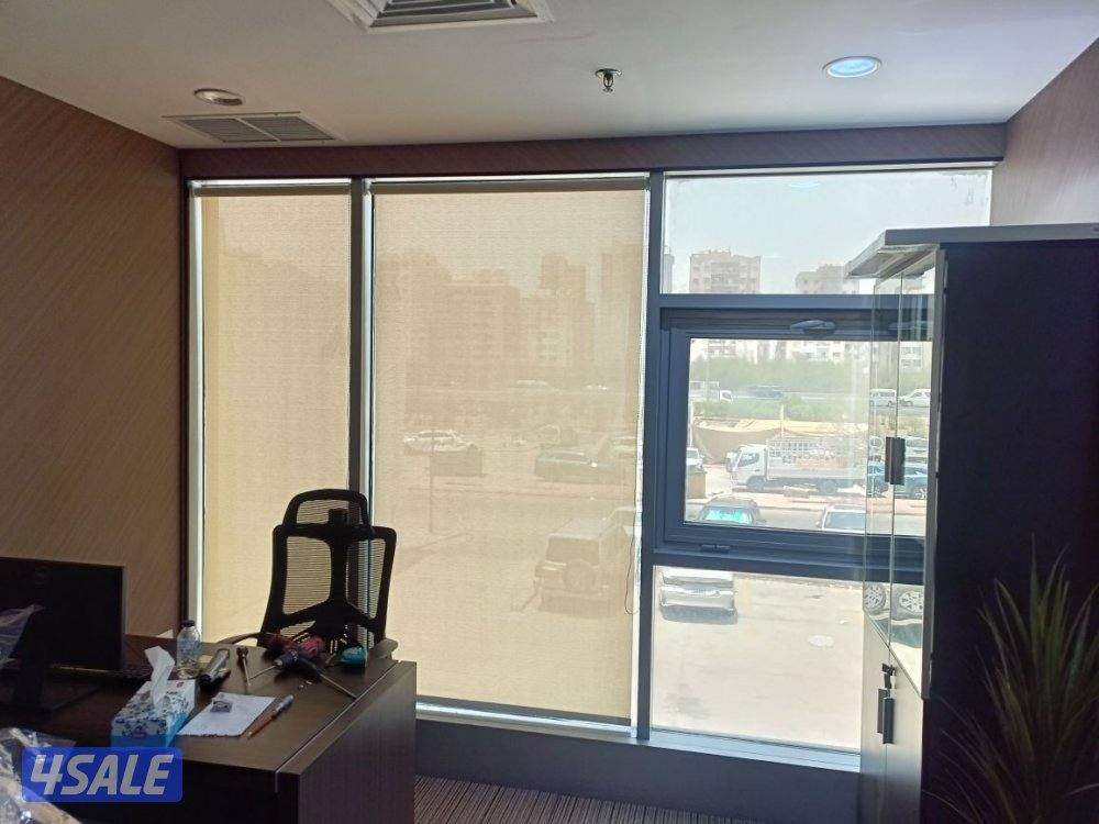 فني تركيب و تفصال ستائر رول عازل14