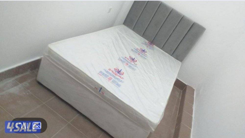 يوجد لدينا جميع انواع السراير جاهز وتفصال6