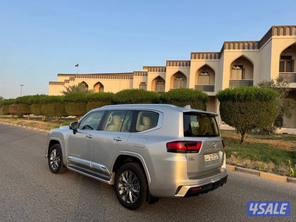 لاندكروزر VX صبغ الوكاله5