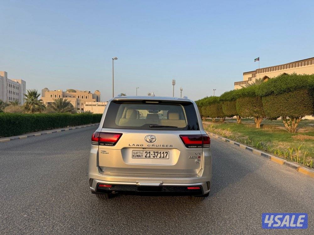 لاندكروزر VX صبغ الوكاله4