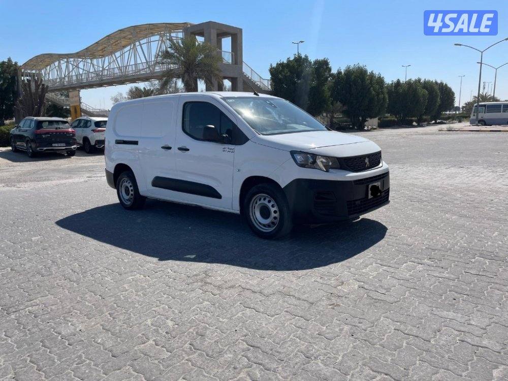 باصات نيسان20203