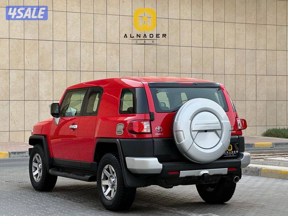 للبيع FJ - CRUISER موديل 2016 وارد الساير5