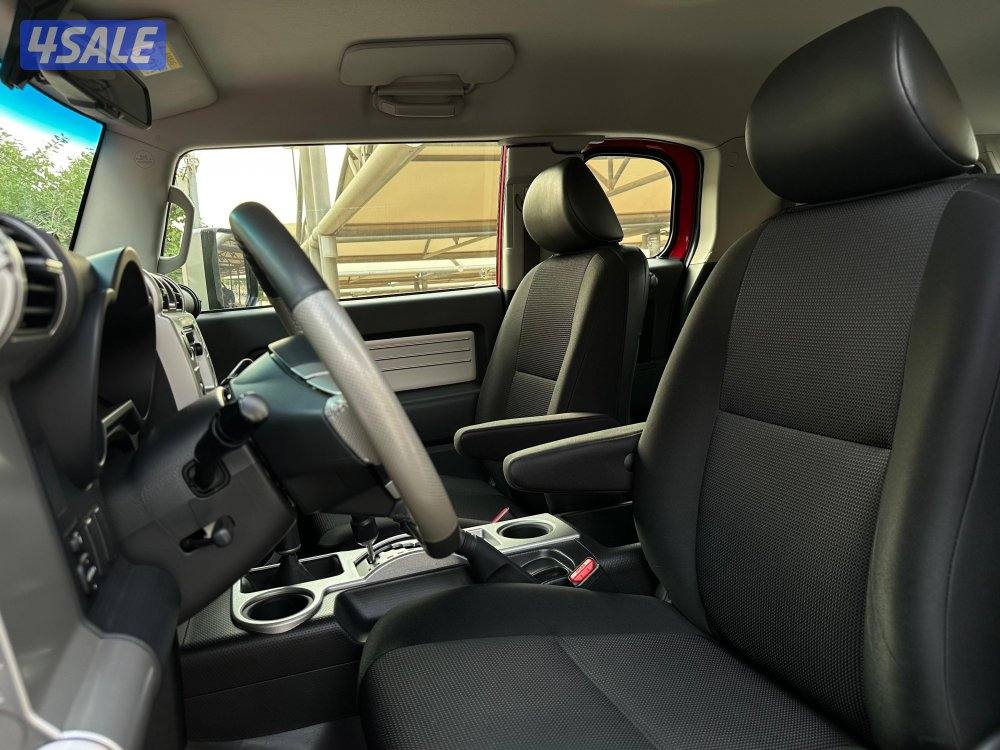 للبيع FJ - CRUISER موديل 2016 وارد الساير6