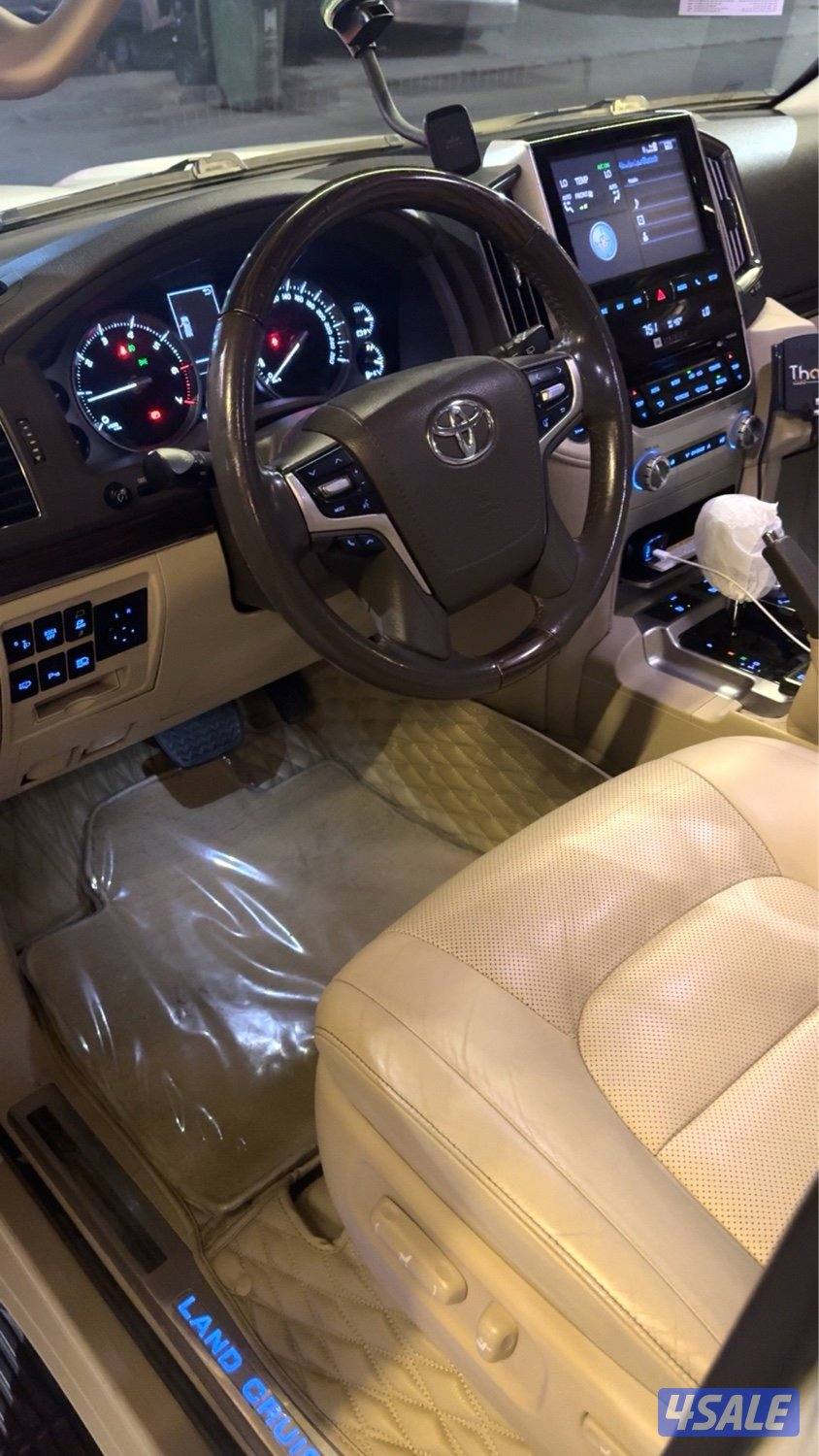 لاند كروزر VXR الساير1