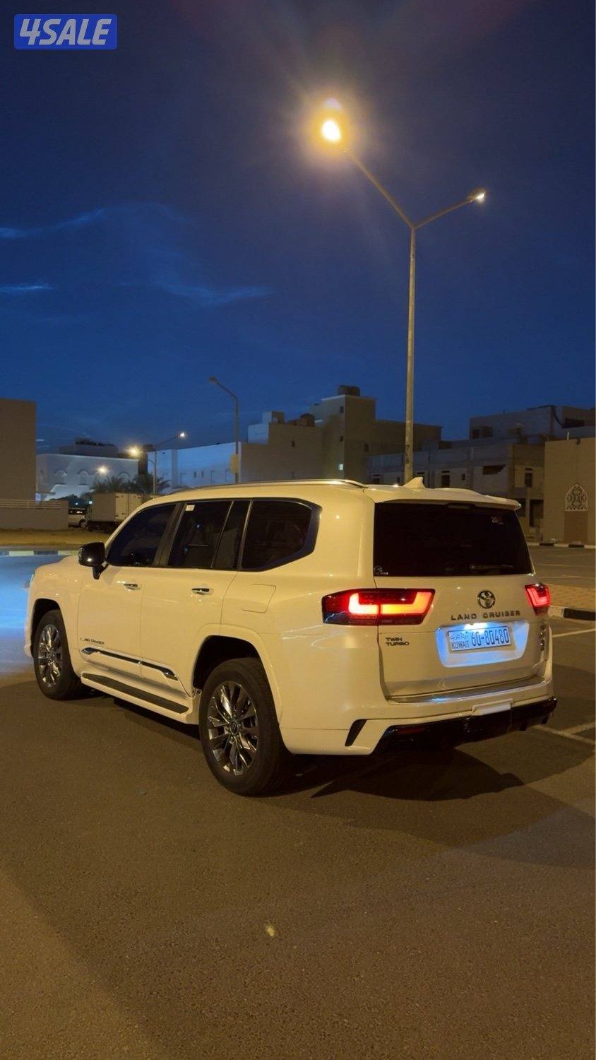 لاندكروزر VX0
